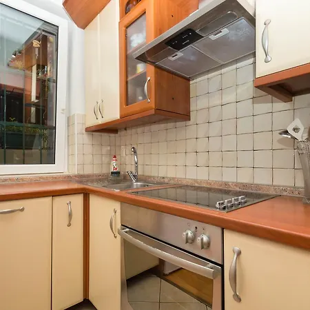 Apartment Leo *