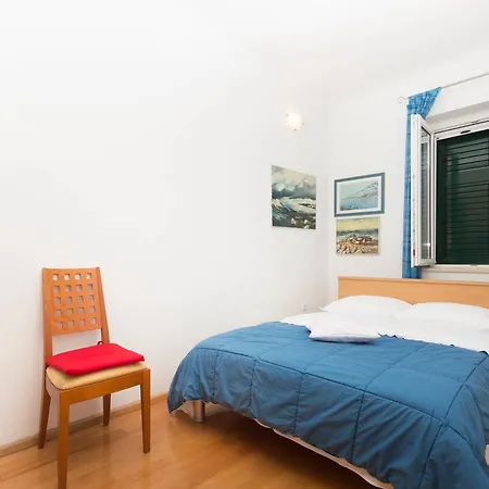 Apartment Leo